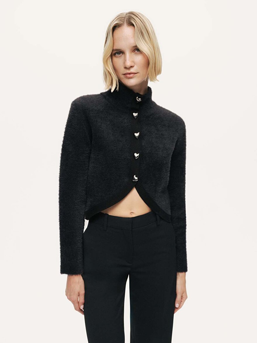 Nocturne Kalp Düğme Aksesuarlı Triko