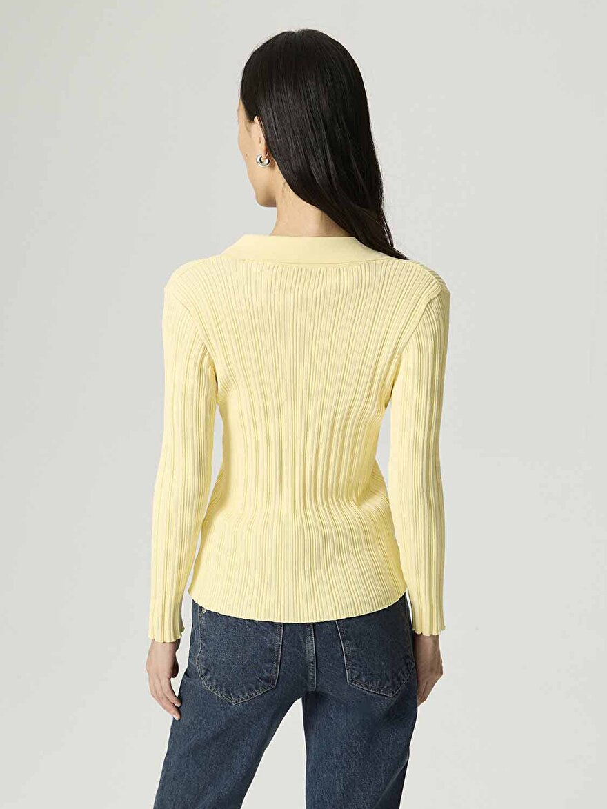 Nocturne Çiçek Detaylı Triko