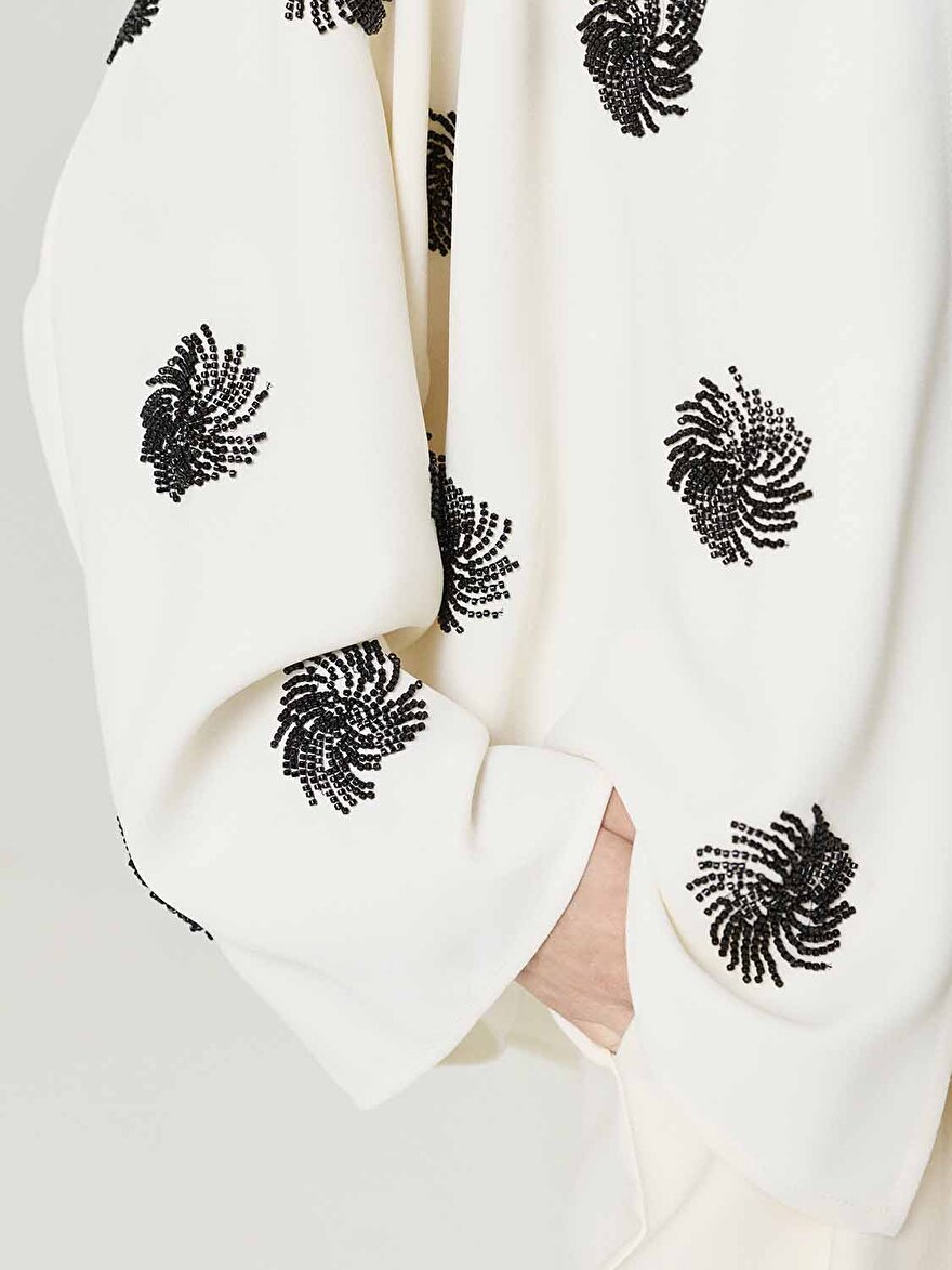 Nocturne Nakış İşlemeli Kimono