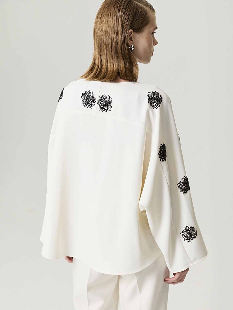 Nocturne Nakış İşlemeli Kimono