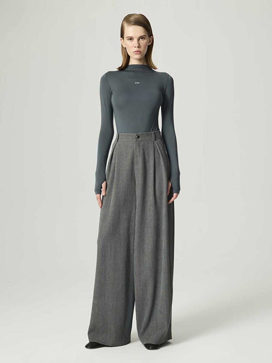 Nocturne Dik Yaka Logolu Body