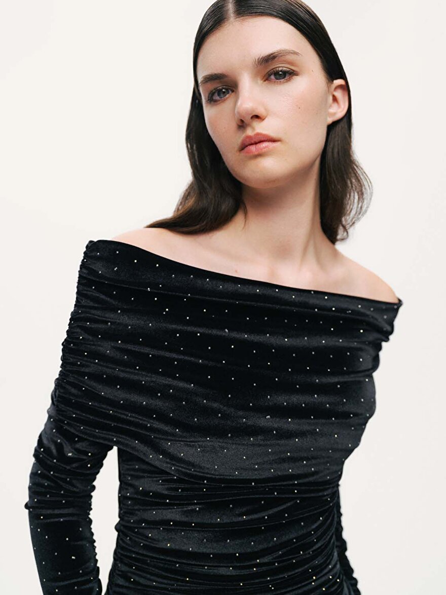 Nocturne Katlı Düz Yaka Maxi Elbise