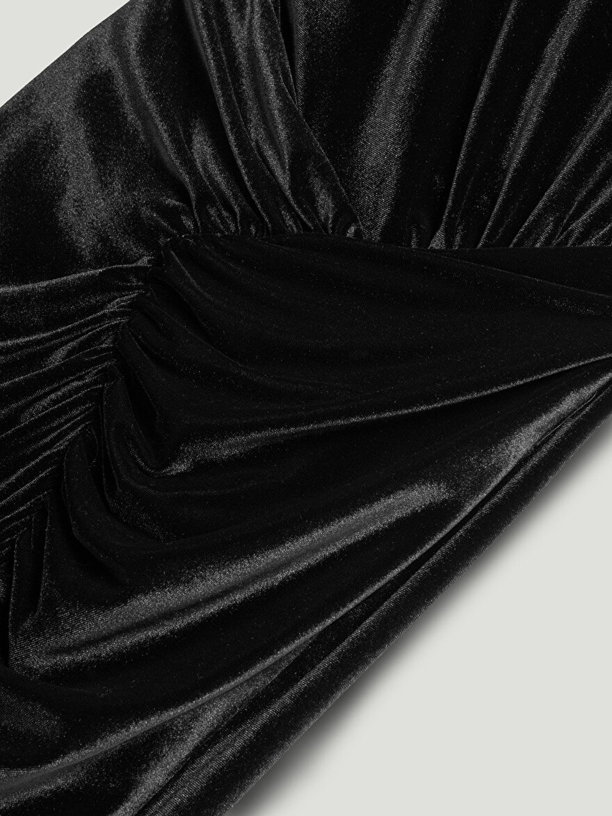 Nocturne Drape Detaylı Midi Kadife Elbise