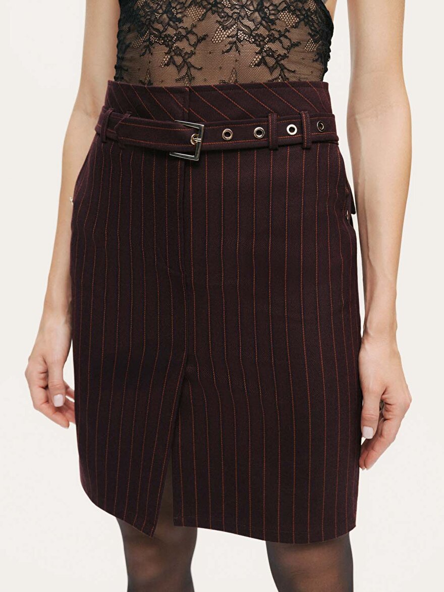 Nocturne Kemerli ve Yırtmaçlı Mini Etek