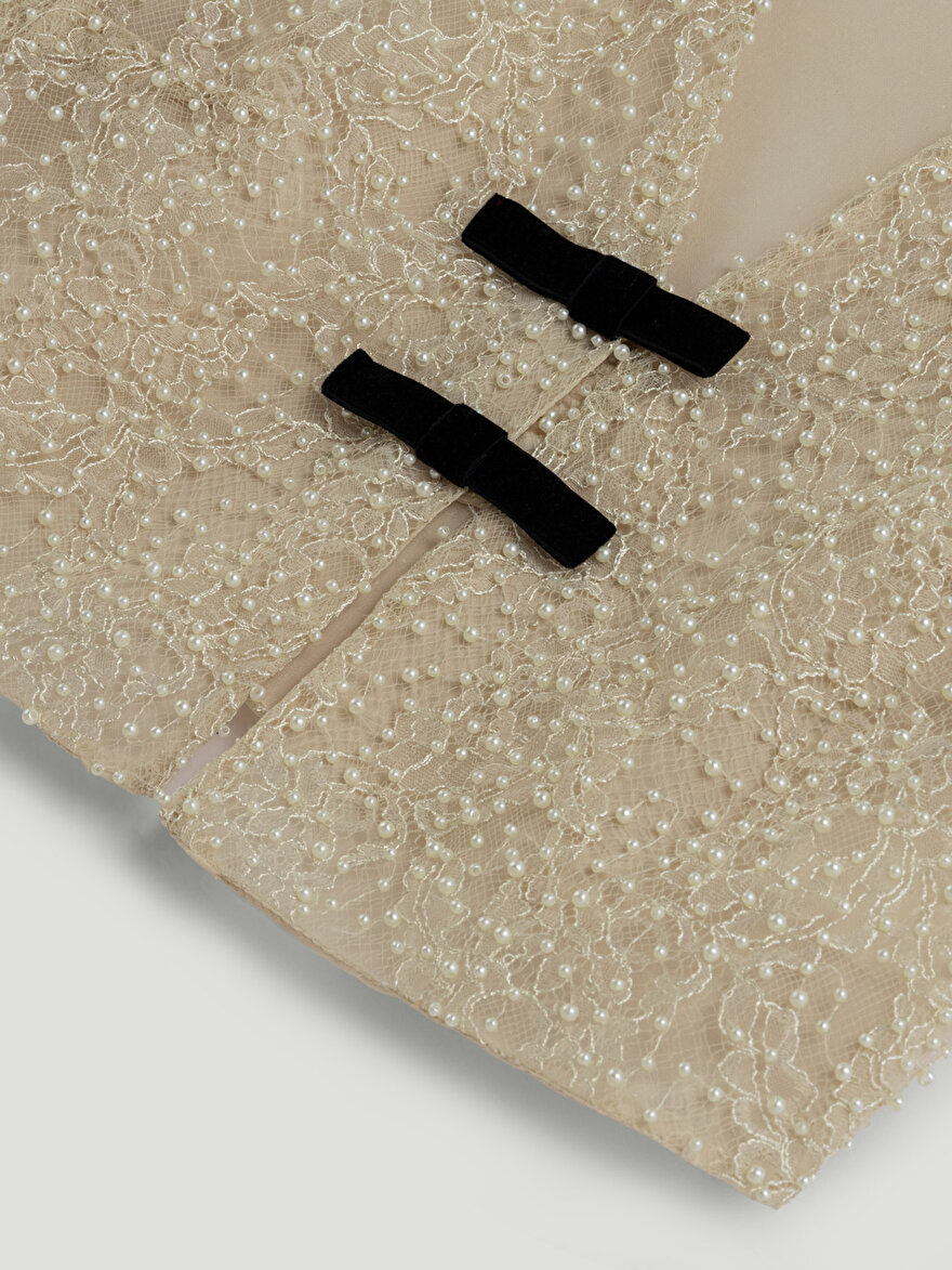 Nocturne İnci İşlemeli Fiyonk Detaylı Bluz