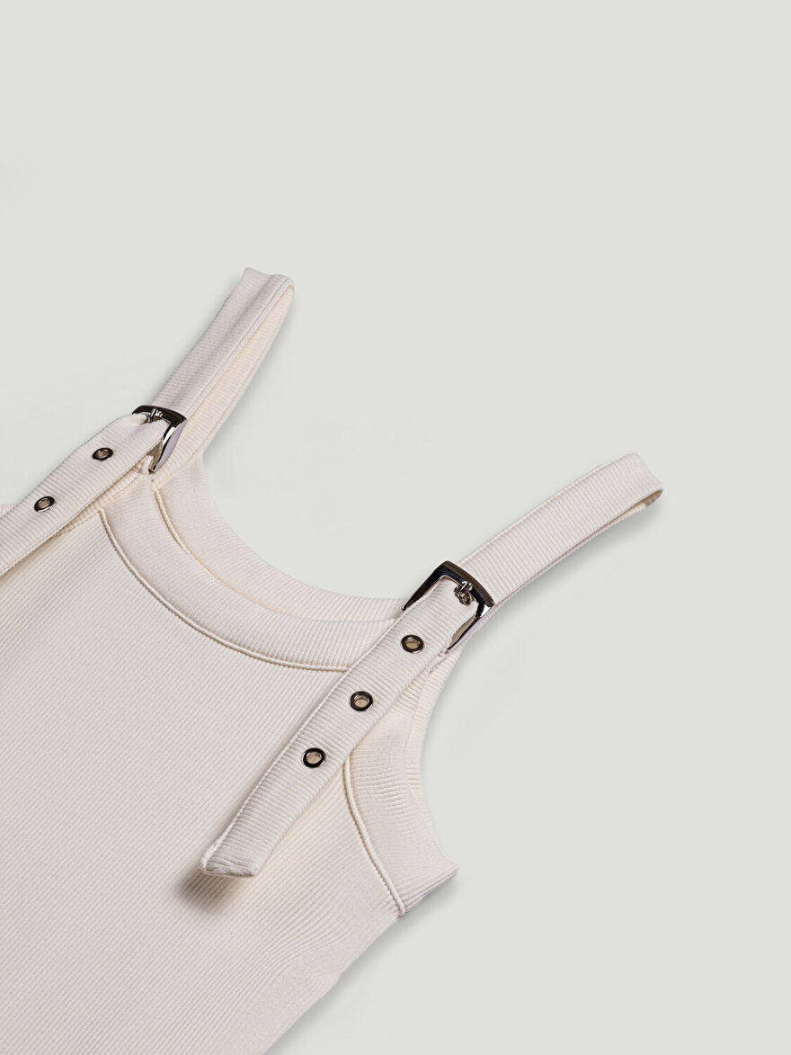 Nocturne Kemer Askı Detaylı Crop Top