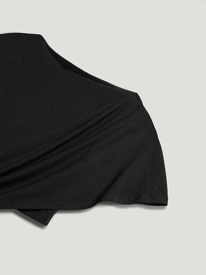 Nocturne Bağlama Detaylı Asimetrik Bluz