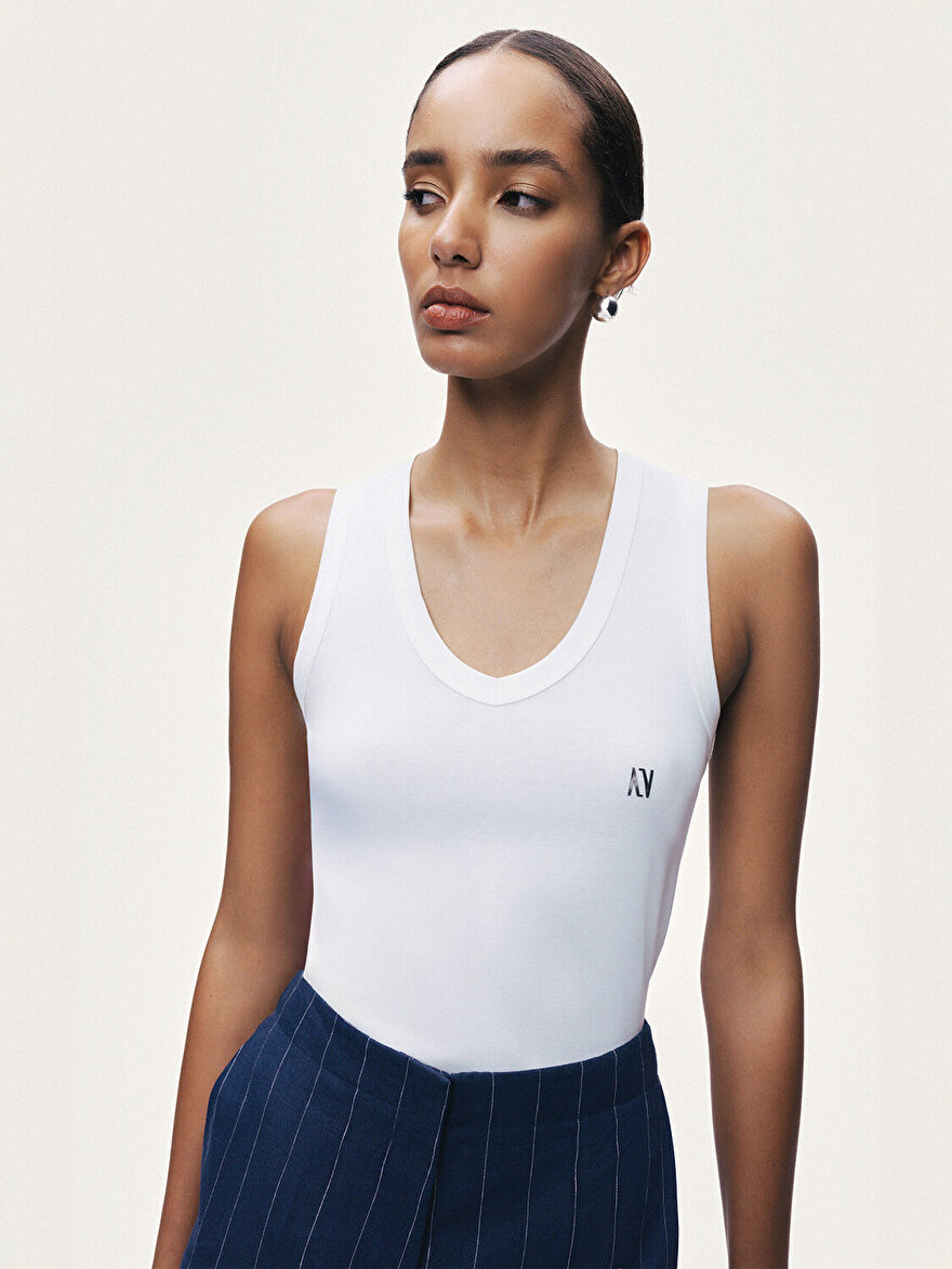 Nocturne V Yaka Kolsuz Tişört