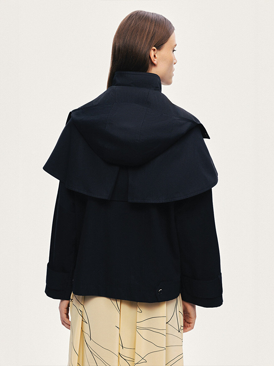 Nocturne Pelerin Detaylı Kapüşonlu Trençkot