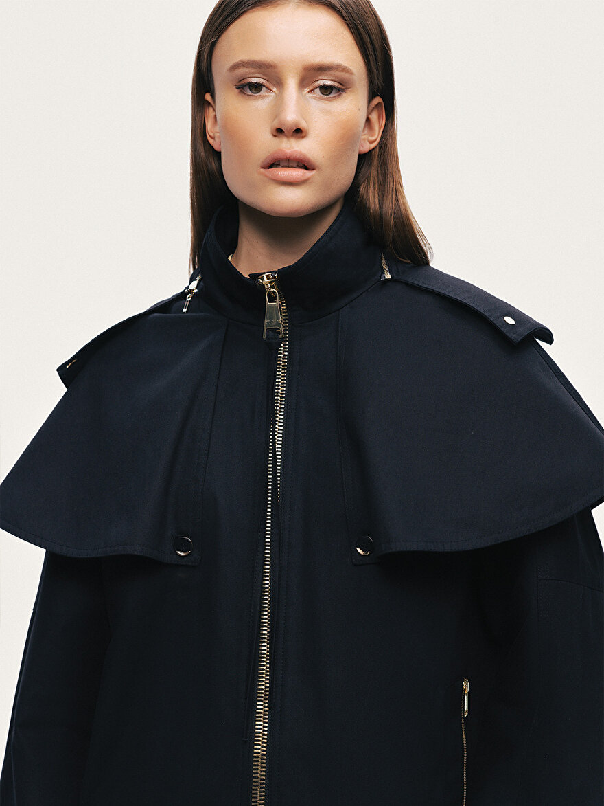 Nocturne Pelerin Detaylı Kapüşonlu Trençkot