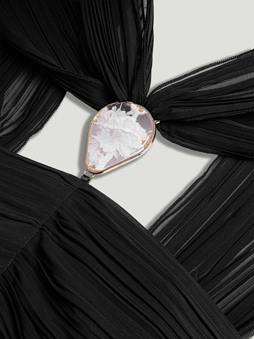 Nocturne Aksesuar Detaylı Şifon Bağlamalı Büstiyer