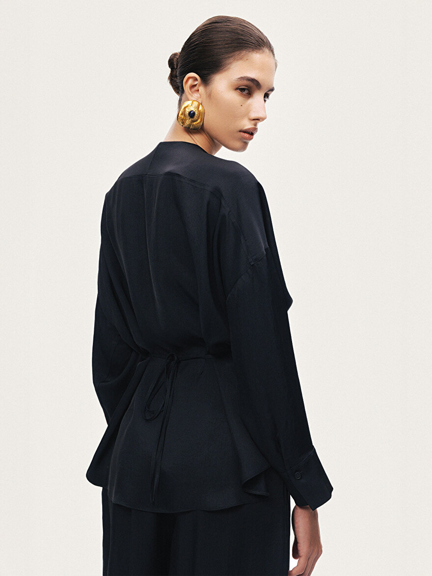 Nocturne Dökümlü Aksesuar Detaylı Gömlek