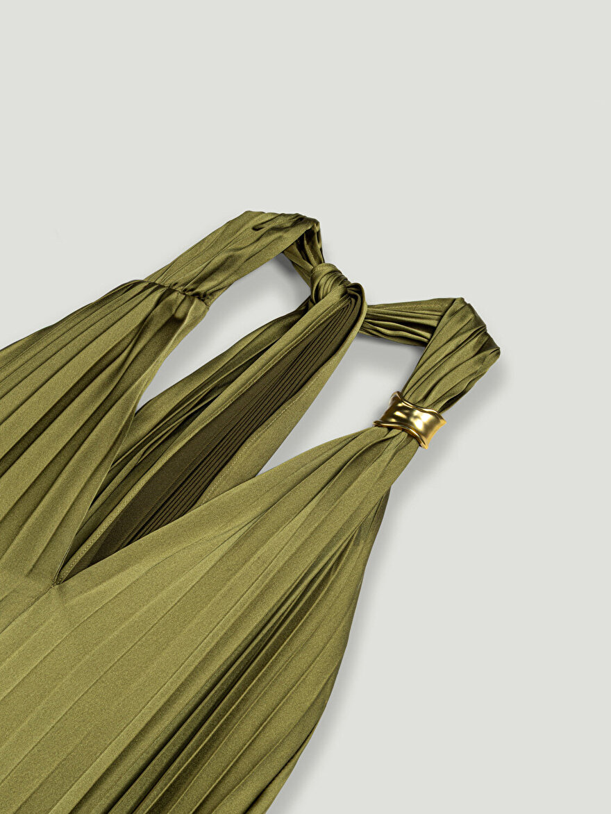 Nocturne Aksesuar Detaylı Pileli Maxi Elbise