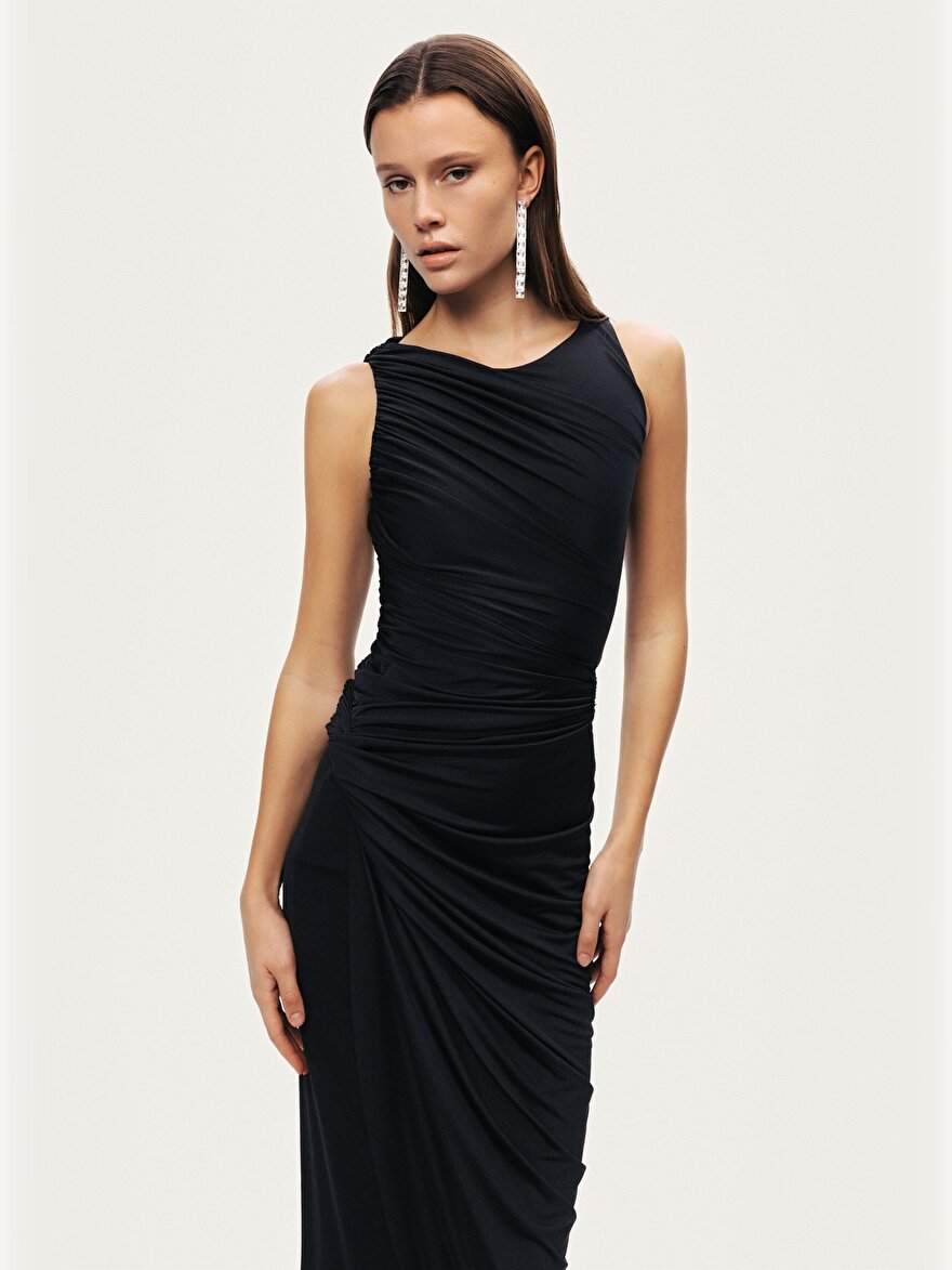 Nocturne Burgu ve Drape Detaylı Midi Elbise