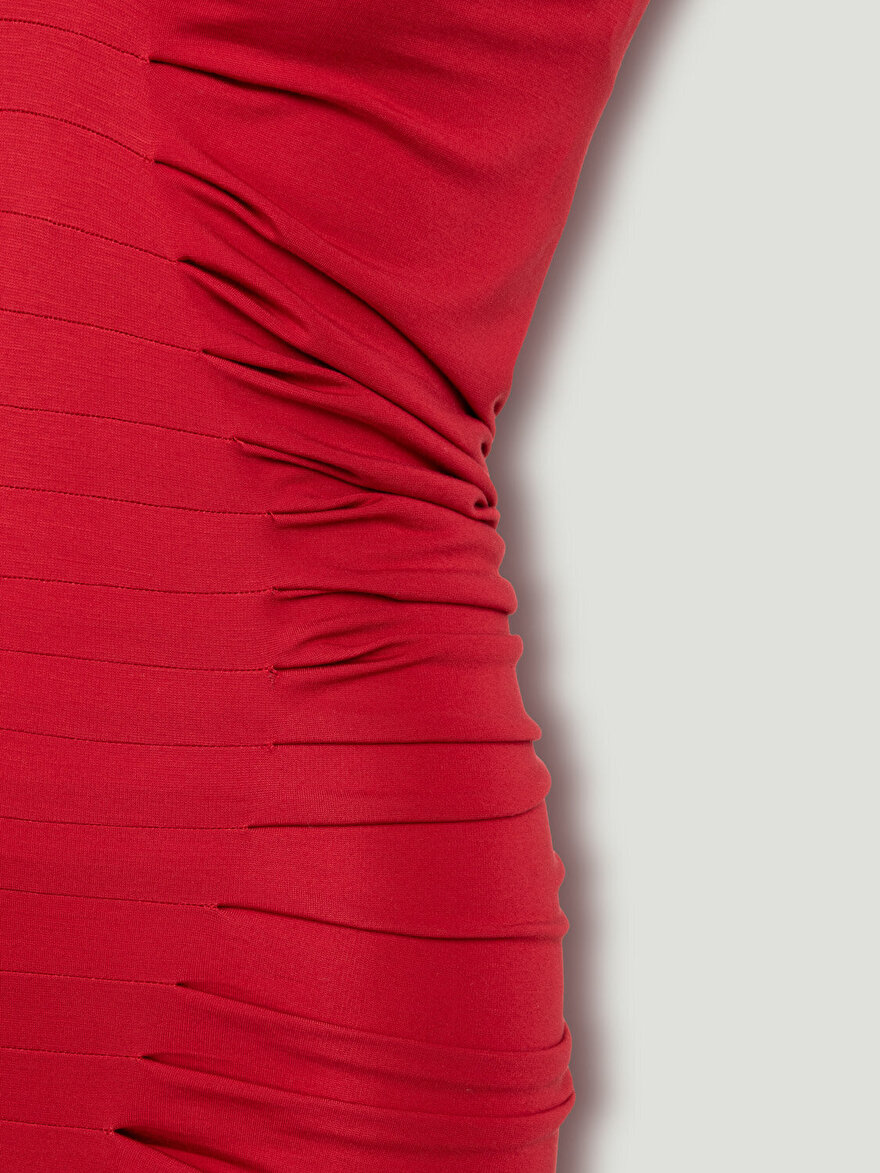 Nocturne Drape Detaylı Yırtmaçlı Maxi Elbise