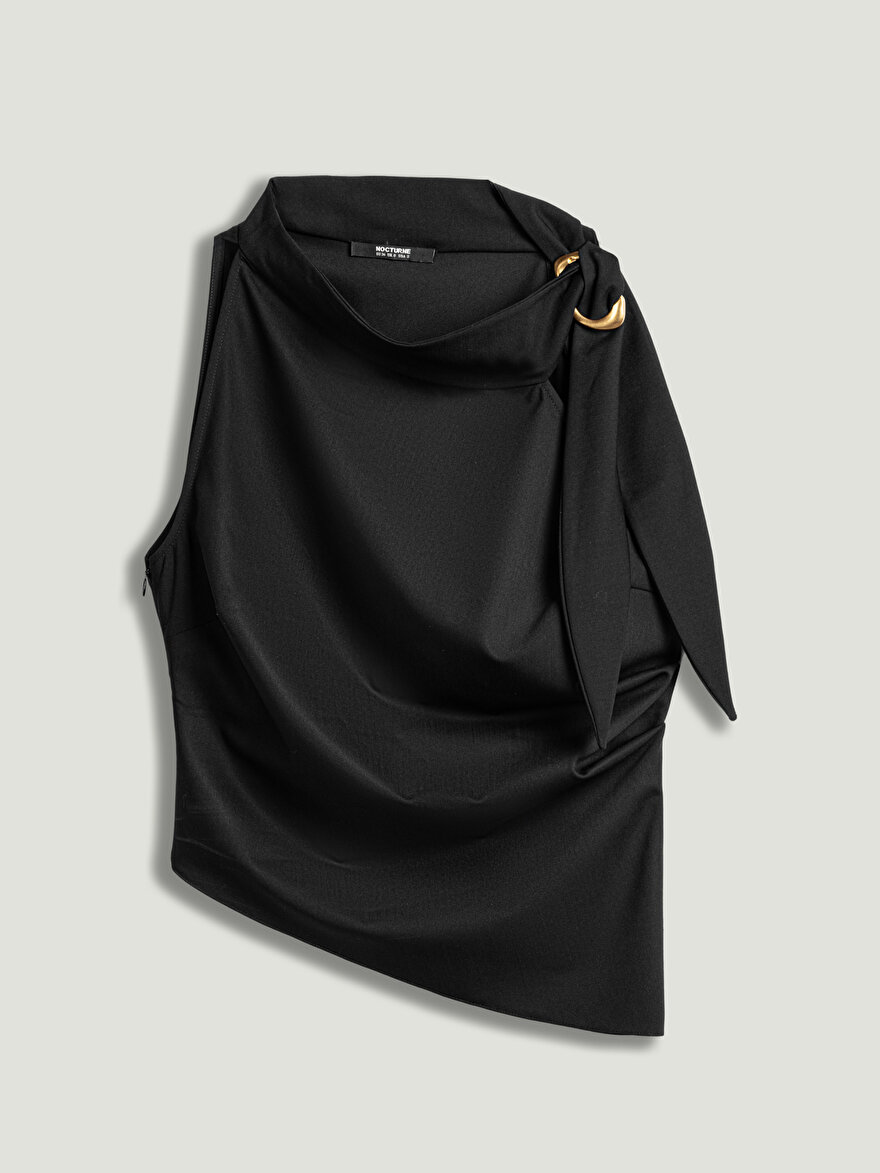 Nocturne Aksesuar Detaylı Dik Yaka Bluz