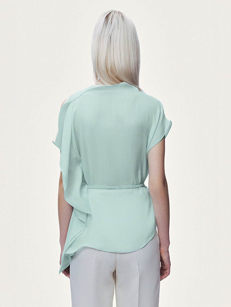 Nocturne Kemer Detaylı Asimetrik Bluz